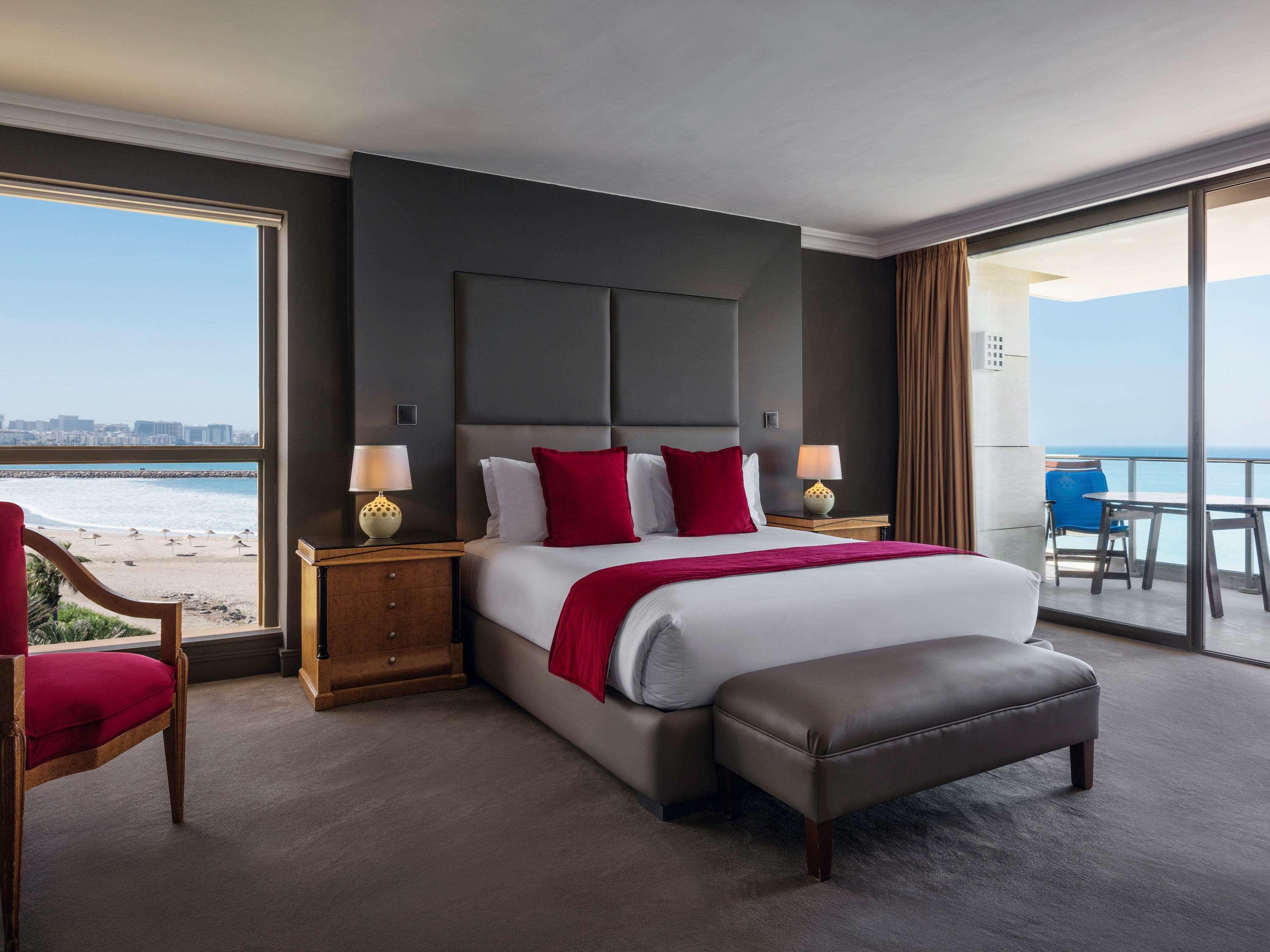 Mövenpick Hotel&Casino Malabata Tanger Esterno foto A bedroom at the Hilton San Diego Bayfront