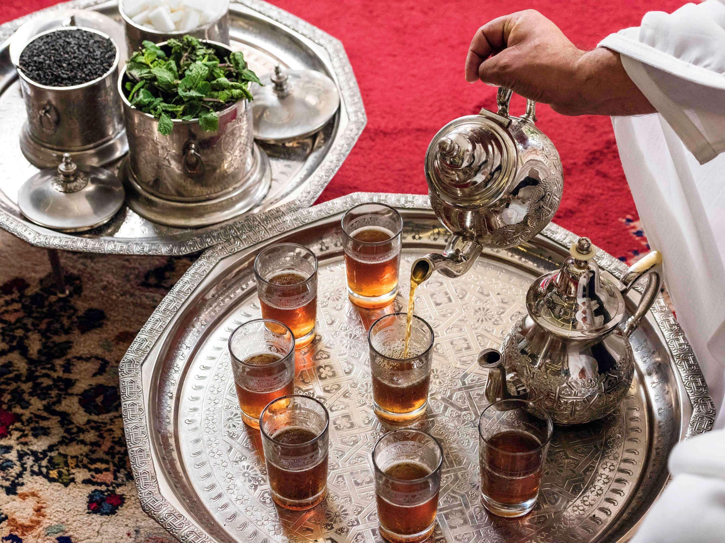 Mövenpick Hotel&Casino Malabata Tanger Esterno foto Moroccan mint tea