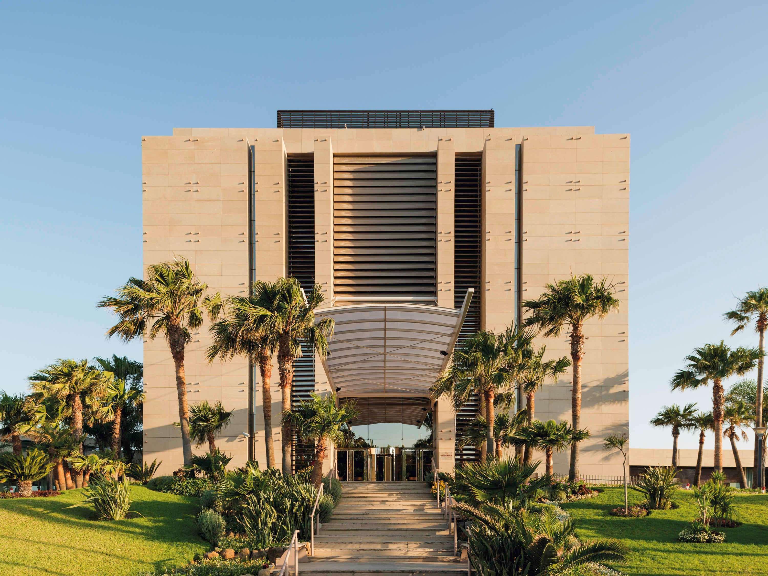 Mövenpick Hotel&Casino Malabata Tanger Esterno foto The Cyprus International University Library